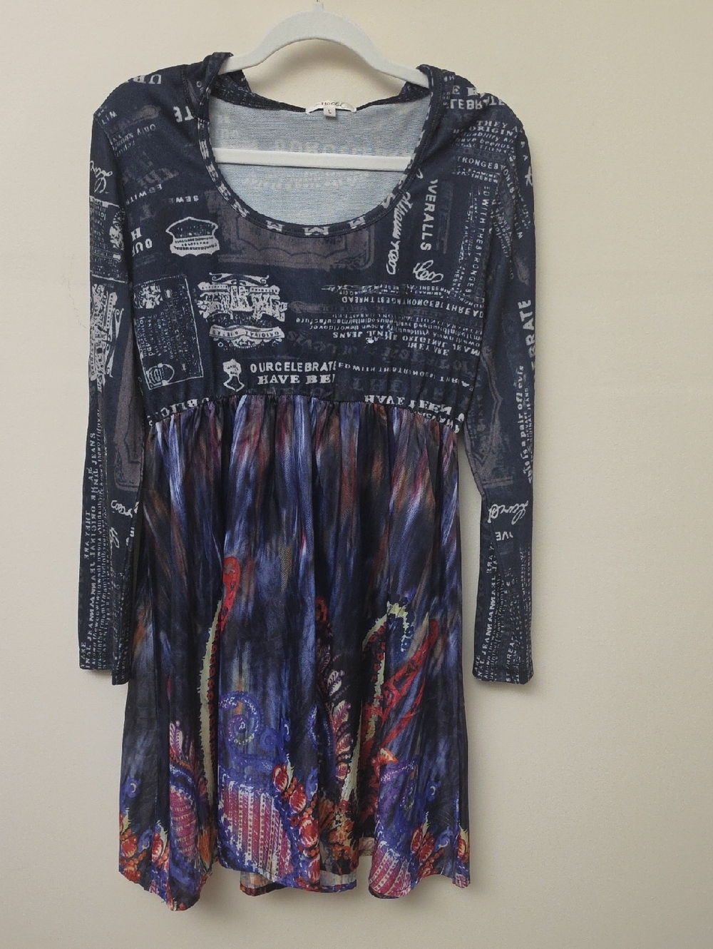 SoHo Chick Hooded Dress Soft Knit Top Satin-like Colorful Flowy Bottom SZ L